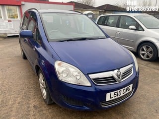 Location: Hull - 2010 VAUXHALL ZAFIRA EXCLUSIV MPV REG: LS10CWG, Keys: No, MOT Expiry date: 03/05/2024, 1598 Petrol, 5 Speed Manual Petrol, Former Keepers: 3