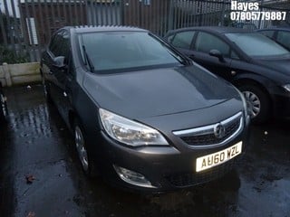 Location:  Hayes - 2010 VAUXHALL ASTRA EXCLUSIV 113 5 Door Hatchback REG: AU60WZL, Keys: No, MOT Expiry date: 09/02/2025, 1598 Petrol, 5 Speed Manual Petrol, Former Keepers: 9