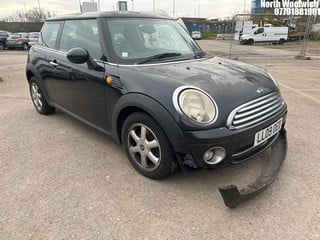 Location: North Woolwich - 2009 MINI COOPER AUTO 3 Door Hatchback REG: LL09OED, Keys: No, MOT Expiry date: 09/05/2025, 1598 Petrol, 6 Speed Auto Petrol, Former Keepers: 8