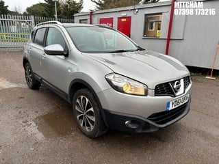 Location: Mitcham - 2011 NISSAN QASHQAI N-TEC IS 5 DOOR HATCHBACK REG: YD61UFH, 1598cc PETROL, 5 SPEED MANUAL PETROL, Former Keepers: 3, Keys: Yes, MOT Expiry date: 16/10/2025