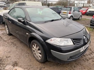 Location: Mitcham - 2009 RENAULT MEGANE DYNAMIQUE VVT Convertible REG: FJ59PFN, Keys: No, MOT Expiry date: 16/01/2025, 1598 Petrol, 5 Speed Manual Petrol, Former Keepers: 4