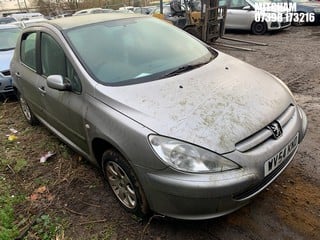 Location: Mitcham - 2004 PEUGEOT 307 S 90 5 Door Hatchback REG: WV54KND, Keys: No, MOT Expiry date: 16/03/2024, 1360 Petrol, 5 Speed Manual Petrol, Former Keepers: 5