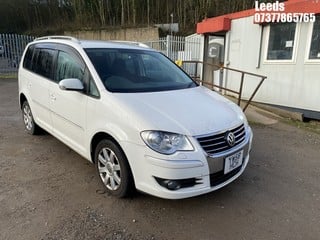 Location: Leeds - 2009 VOLKSWAGEN TOURAN MPV REG: YW58HCH, Keys: No, MOT Expiry date: 05/07/2025, 1400 Petrol, AUTO, Former Keepers: 1