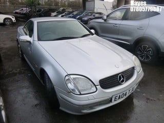 Location:  Hayes - 2004 MERCEDES SLK 230 KOMPRESSOR AUTO Convertible REG: EA04TJU, Keys: No, MOT Expiry date: 14/03/2024, 2295 Petrol, 5 Speed Auto Petrol, Former Keepers: 4