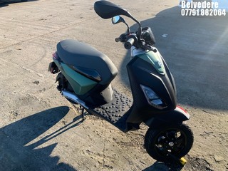 Location: Belvedere - 2023 PIAGGIO PIAGGIO ONE Scooter REG: EK23YJU, Keys: No, MOT Expiry date: 27/03/2026, 0 Electric, AUTOMATIC, Former Keepers: 1