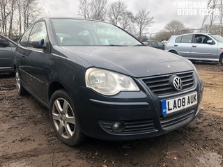 Location: Mitcham - 2008 VOLKSWAGEN POLO MATCH 70 3 Door Hatchback REG: LA08AUK, Keys: No, MOT Expiry date: 05/10/2024, 1198 Petrol, 5 Speed Manual Petrol, Former Keepers: 5