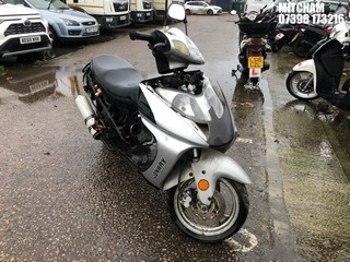 Location: Mitcham - 2010 JONWAY  Scooter REG: KX10LJN, Keys: No, MOT Expiry date: 24/07/2017, 125 Petrol, AUTOMATIC, Former Keepers: 4