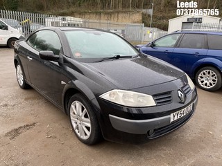 Location: Leeds - 2004 RENAULT MEGANE DYNAMIQUE VVT 115 Convertible REG: YY54OCD, Keys: No, MOT Expiry date: 11-07-2024, 1598 Petrol, 5 Speed Manual Petrol, Former Keepers: 5