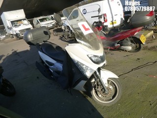 Location: HAYES / HEATHROW - 2018 YAMAHA GPD125-A NMAX 125 ABS 	 SCOOTER REG: PF18VLN, 125cc PETROL, AUTOMATIC, Former Keepers: 2, Keys: No, MOT: Expiry date29/06/2024