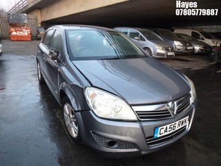 Location:  Hayes - 2007 VAUXHALL ASTRA DESIGN A 5 Door Hatchback REG: CA56RWK, Keys: No, MOT Expiry date: 26/11/2024, 1796 Petrol, 4 Speed Auto Petrol, Former Keepers: 8