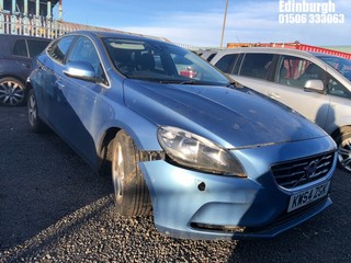 Location: Edinburgh - 2015 VOLVO V40 SE D2 5 Door Hatchback REG: KW64ZGK, Keys: No, MOT Expiry date: 13/07/2024, 1560 Diesel, 6 Speed Manual Diesel, Former Keepers: 3