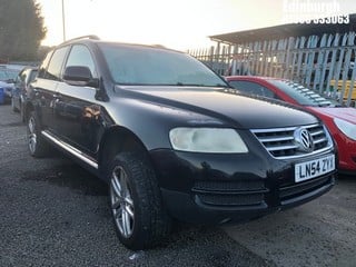 Location: Edinburgh - 2004 VOLKSWAGEN TOUAREG V6 SPORT Estate REG: LN54ZYX, Keys: No, MOT Expiry date: 22/11/2024, 3189 Petrol, 6 Speed Manual Petrol, Former Keepers: 11