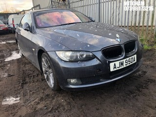 Location: Mitcham - 2007 BMW 320I SE AUTO Convertible REG: AJM950A, Keys: No, MOT Expiry date: 17/11/2024, 1995 Petrol, 6 Speed Auto Petrol, Former Keepers: 8