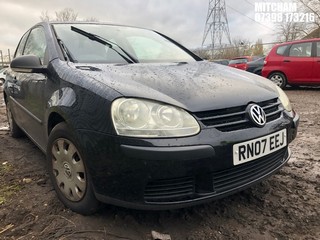 Location: Mitcham - 2007 VOLKSWAGEN GOLF S 80 3 Door Hatchback REG: RN07EEJ, Keys: No, MOT Expiry date: 28/08/2025, 1390 Petrol, 5 Speed Manual Petrol, Former Keepers: 2