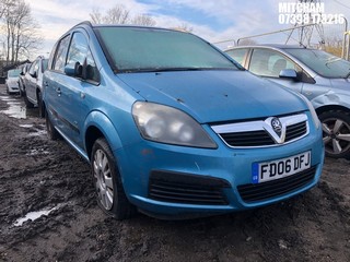 Location: Mitcham - 2004 VAUXHALL ZAFIRA LIFE MPV REG: FD06DFJ, Keys: No, MOT Expiry date: 06/01/2025, 1598 Petrol, 5 Speed Manual Petrol, Former Keepers: 7