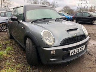 Location: Mitcham - 2004 MINI MINI COOPER S 3 Door Hatchback REG: PA04FZL, Keys: No, MOT Expiry date: 21/02/2025, 1598 Petrol, 6 Speed Manual Petrol, Former Keepers: 10