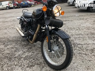 Location: Nottingham - 2021 BENELLI IMPERIALE 400 MOTORCYCLE REG: CK21ZDM, 374CC PETROL, MANUAL, Former Keepers: 0, Keys: Yes, MOT Expiry date: 09/06/2025