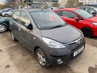 Location: North Woolwich - 2010 HYUNDAI I10 COMFORT 5 Door Hatchback REG: LB10KPJ, Keys: No, MOT Expiry date: 02/06/2025, 1248 Petrol, 5 Speed Manual Petrol, Former Keepers: 3