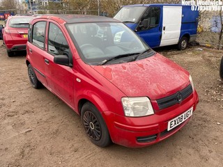 Location: North Woolwich - 2008 FIAT PANDA DYNAMIC 5 Door Hatchback REG: EX08UGY, Keys: No, MOT Expiry date: 26/03/2024, 1242 Petrol, 5 Speed Manual Petrol, Former Keepers: 4