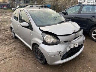 Location: North Woolwich - 2006 TOYOTA AYGO+ VVT-I 5 Door Hatchback REG: LT56EUY, Keys: No, MOT Expiry date: 30/10/2024, 998 Petrol, 5 Speed Manual Petrol, Former Keepers: 4