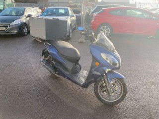 Location: North Woolwich - 2020 KEEWAY CITYBLADE 125 E4 Motorcycle REG: LL20ECV, Keys: No, MOT Expiry date: 15/09/2024, 125 Petrol, AUTOMATIC, Former Keepers: 5