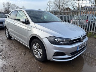 Location: MITCHAM - 2018 VOLKSWAGEN POLO SE 	 5 DOOR HATCHBACK REG: WN68WDJ, 999cc PETROL, 5 SPEED MANUAL PETROL, Former Keepers: 7, Keys: No, MOT: Expiry date15/01/2025