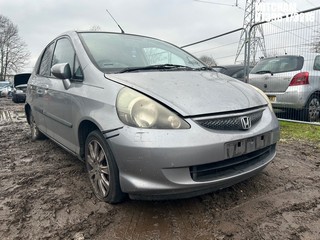 Location: Mitcham - 2006 HONDA JAZZ SE 5 Door Hatchback REG: AG06KVJ, Keys: No, MOT Expiry date: 22/11/2024, 1339 Petrol, 5 Speed Manual Petrol, Former Keepers: 7