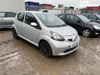 Location: Leeds - 2007 TOYOTA AYGO+ VVT-I 5 Door Hatchback REG: SA57NKX, Keys: No, MOT Expiry date: 15-11-2025, 998 Petrol, 5 Speed Manual Petrol, Former Keepers: 9